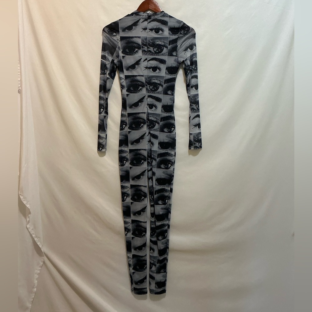 NWT - Fashion Nova Unique Black & White Light weight Sheer Body Suit Size S. - Picture 3 of 12